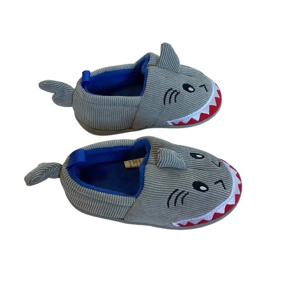 Wonder Nation Toddler Shark Slip-On House Slippers Corduroy Fins & Teeth Size 5 - Picture 2 of 5